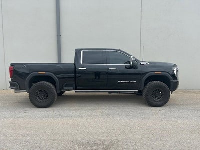 2025 GMC Sierra 2500HD Denali