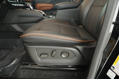 2023 GMC Canyon 4WD AT4