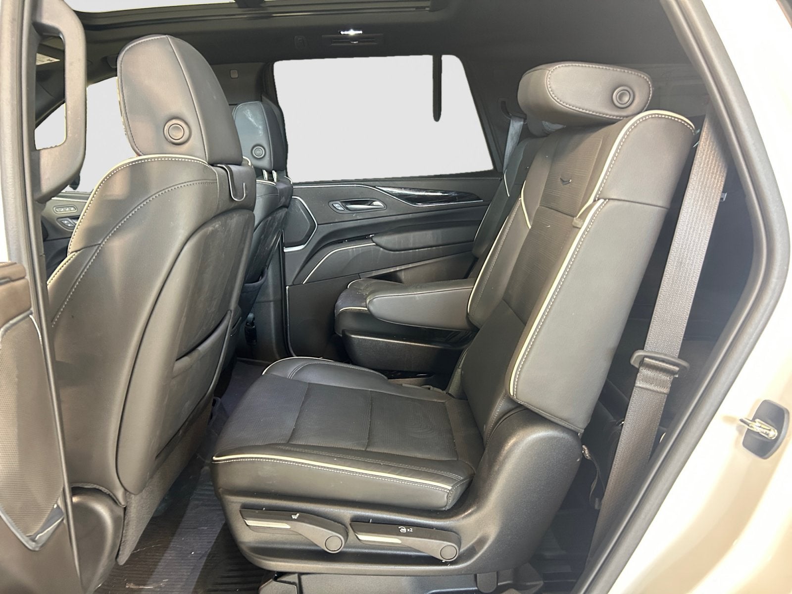 2024 Cadillac Escalade 4WD Sport
