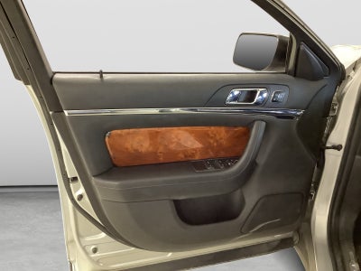 2014 Lincoln MKS Base