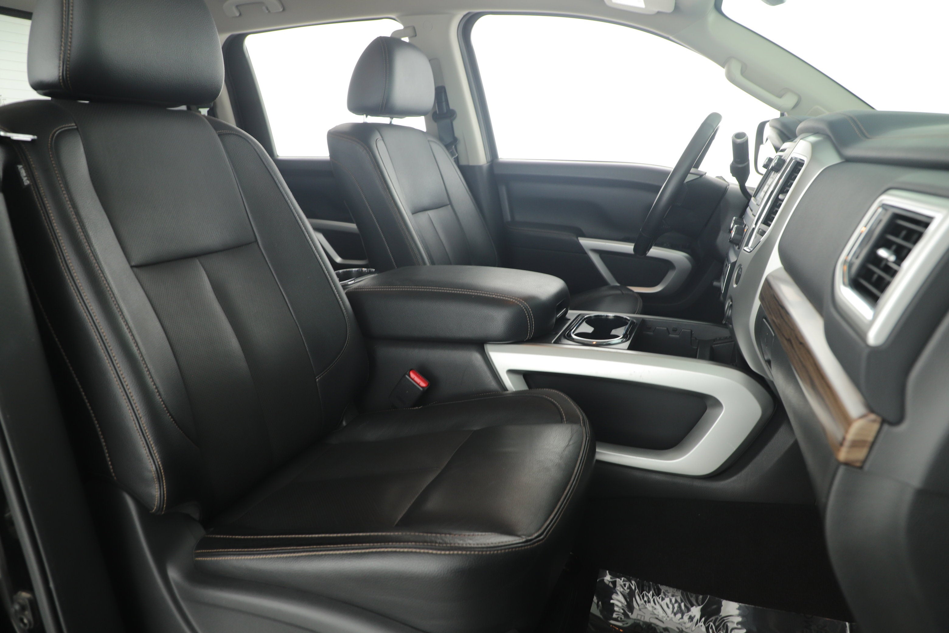 2019 Nissan Titan SL