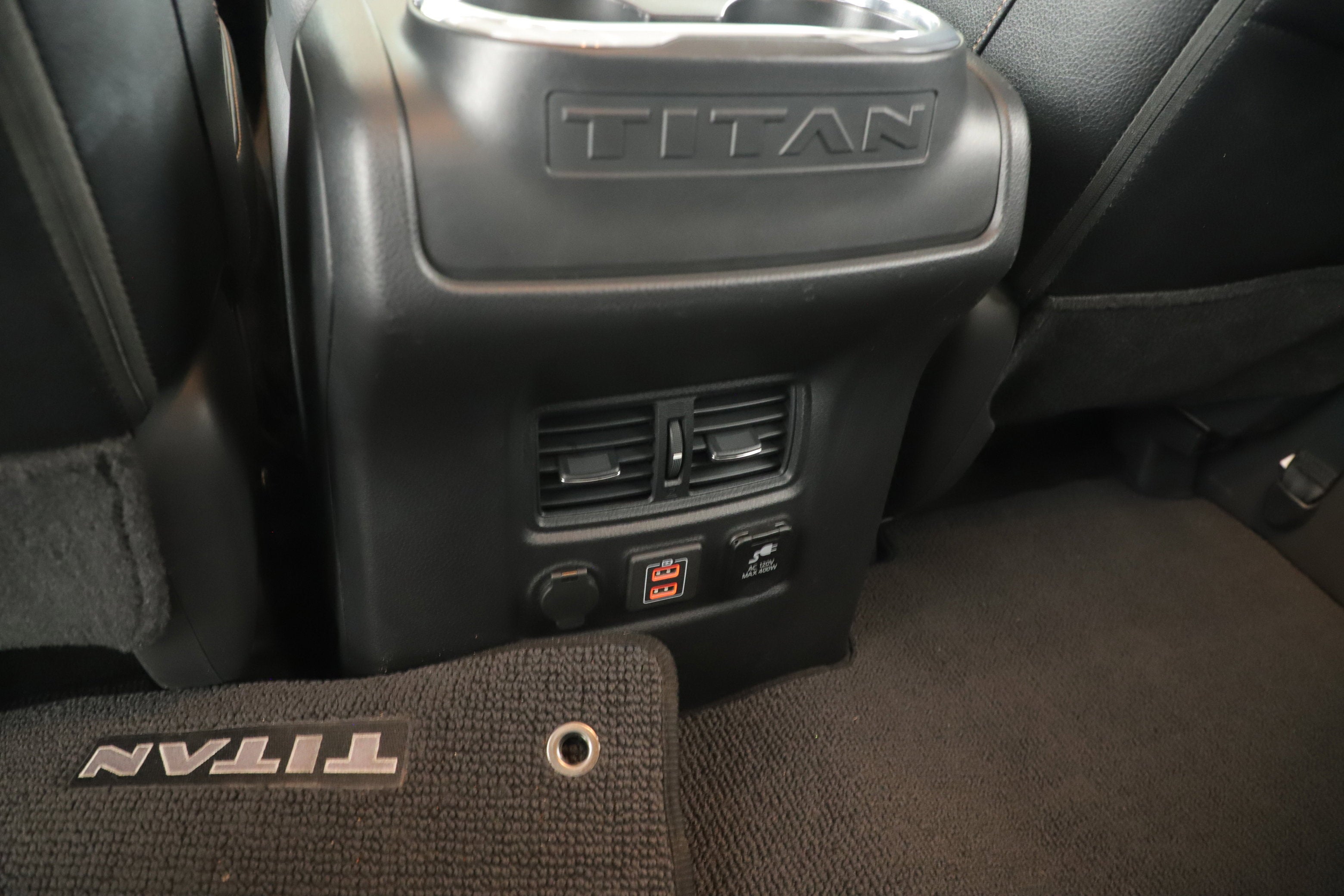 2019 Nissan Titan SL