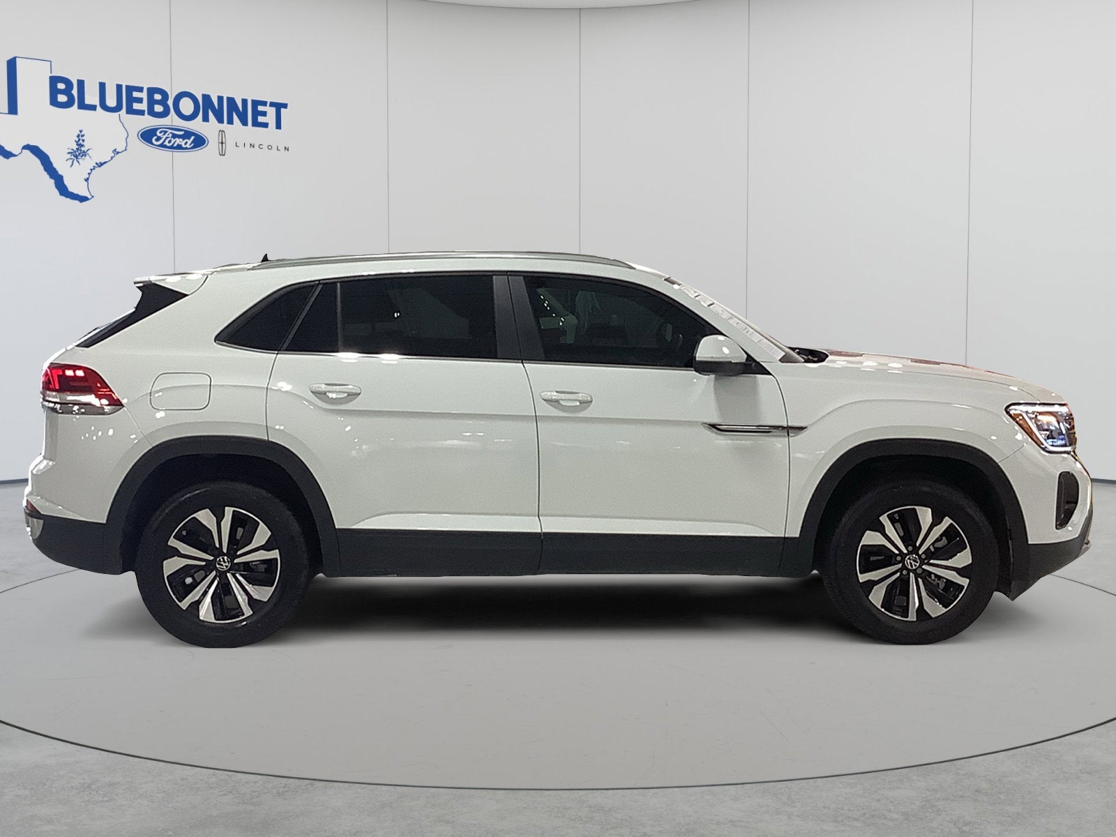 2024 Volkswagen Atlas Cross Sport 2.0T SE