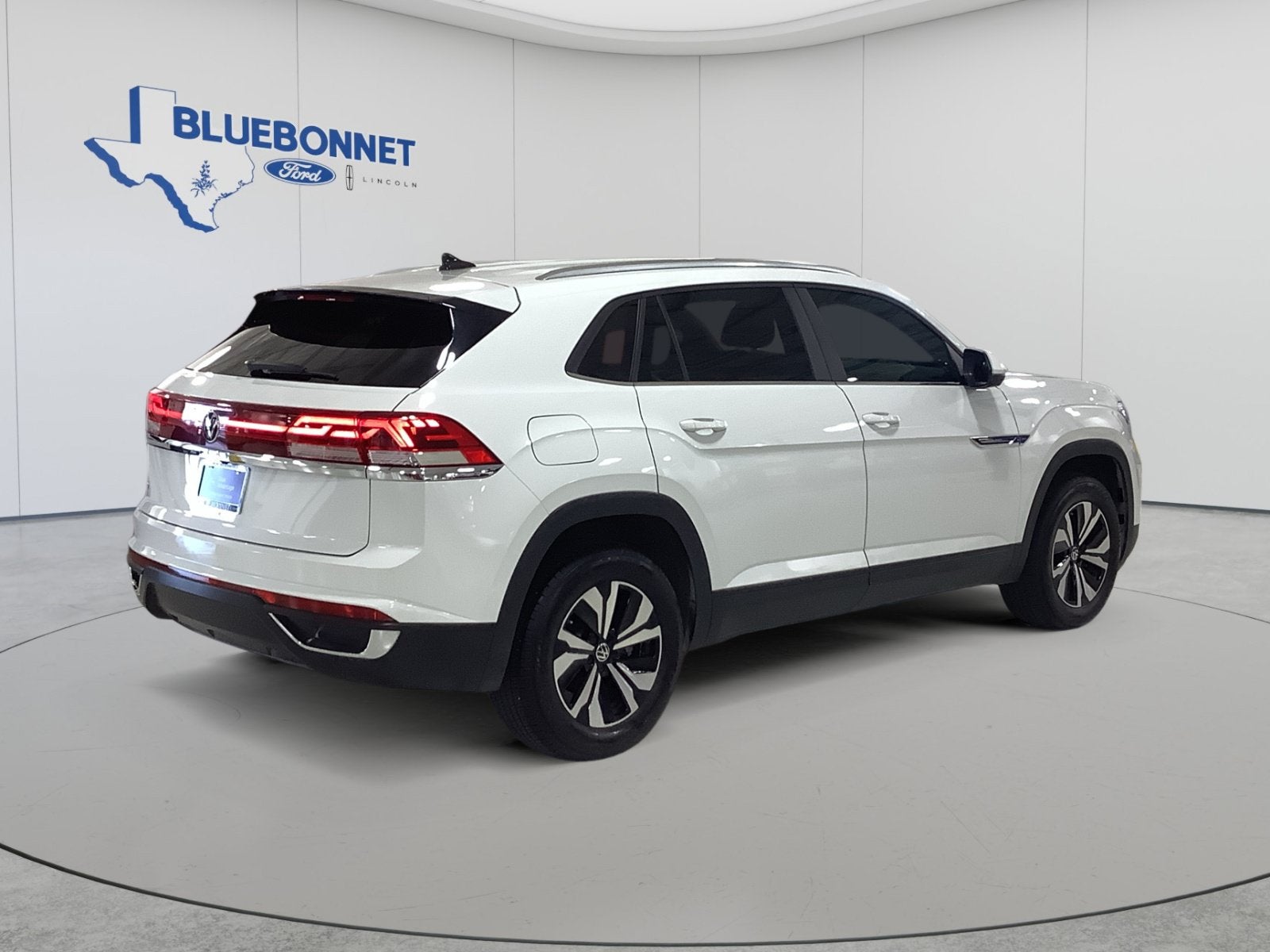 2024 Volkswagen Atlas Cross Sport 2.0T SE