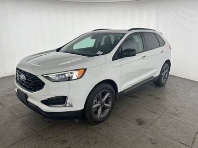2023 Ford Edge Base