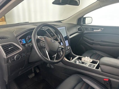 2023 Ford Edge Base