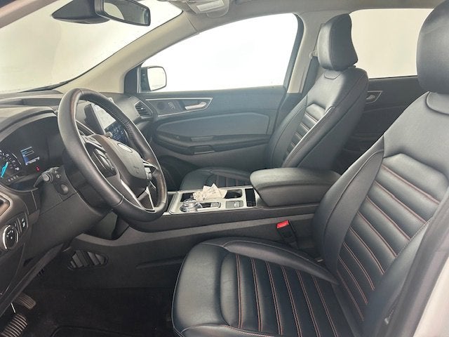 2023 Ford Edge Base