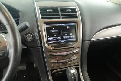 2015 Lincoln MKX Base