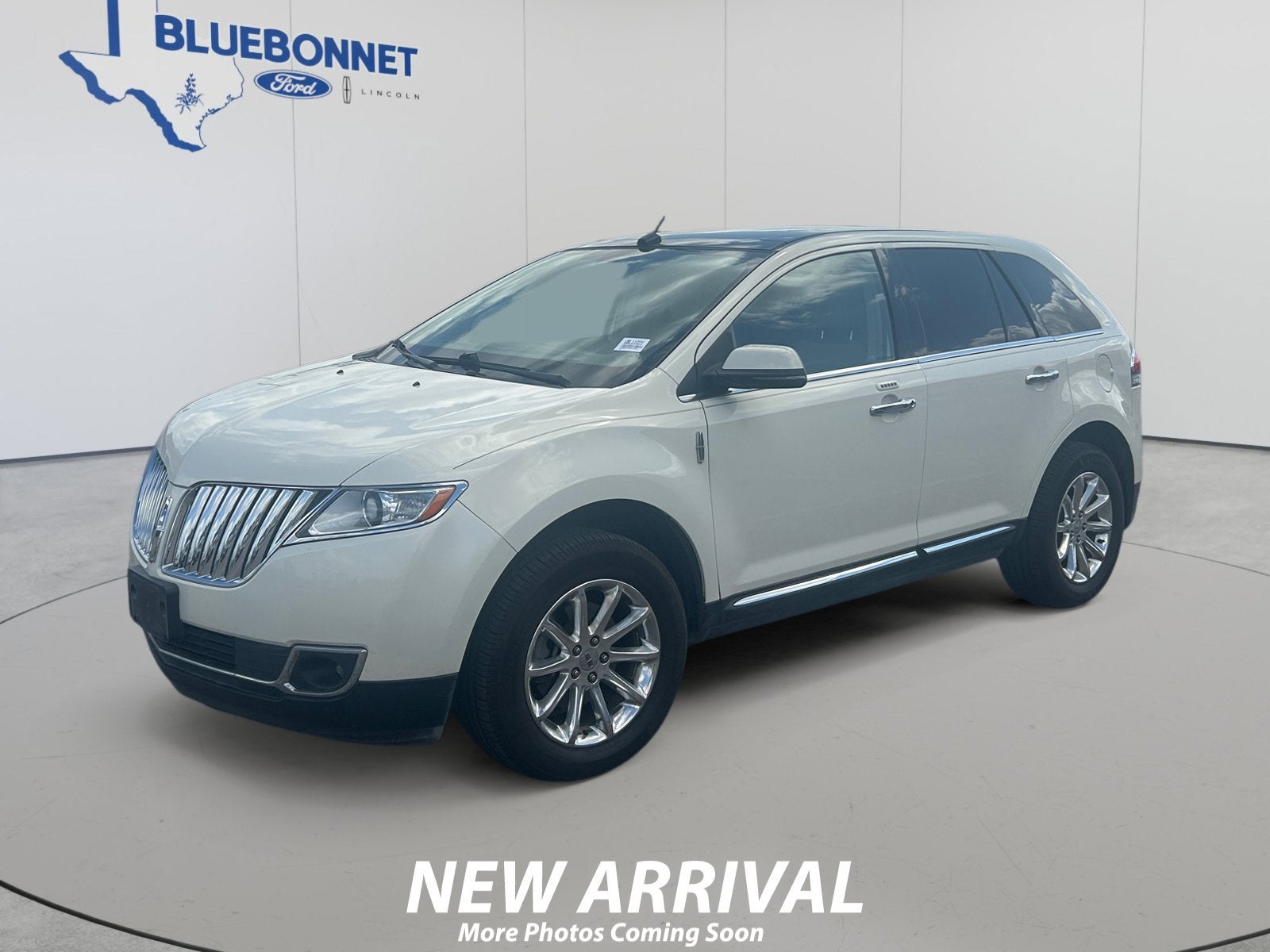 2012 Lincoln MKX Base
