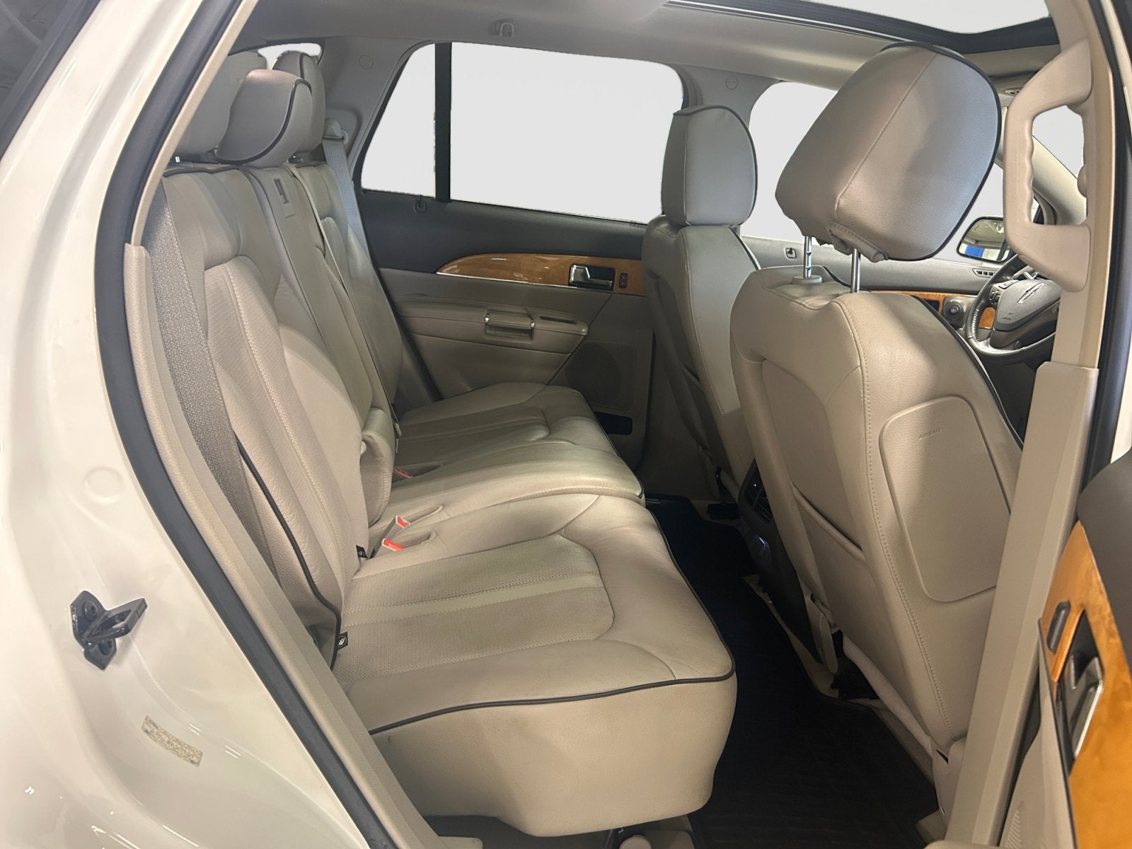 2012 Lincoln MKX Base