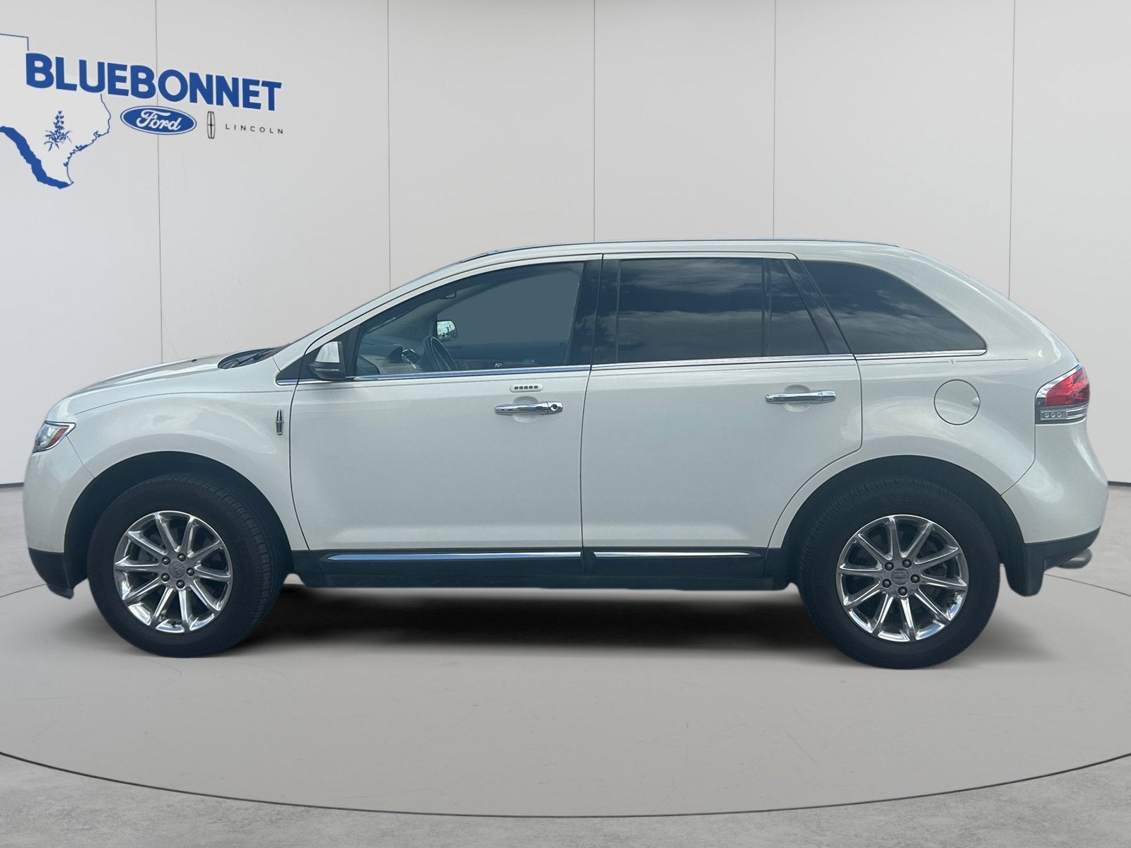 2012 Lincoln MKX Base