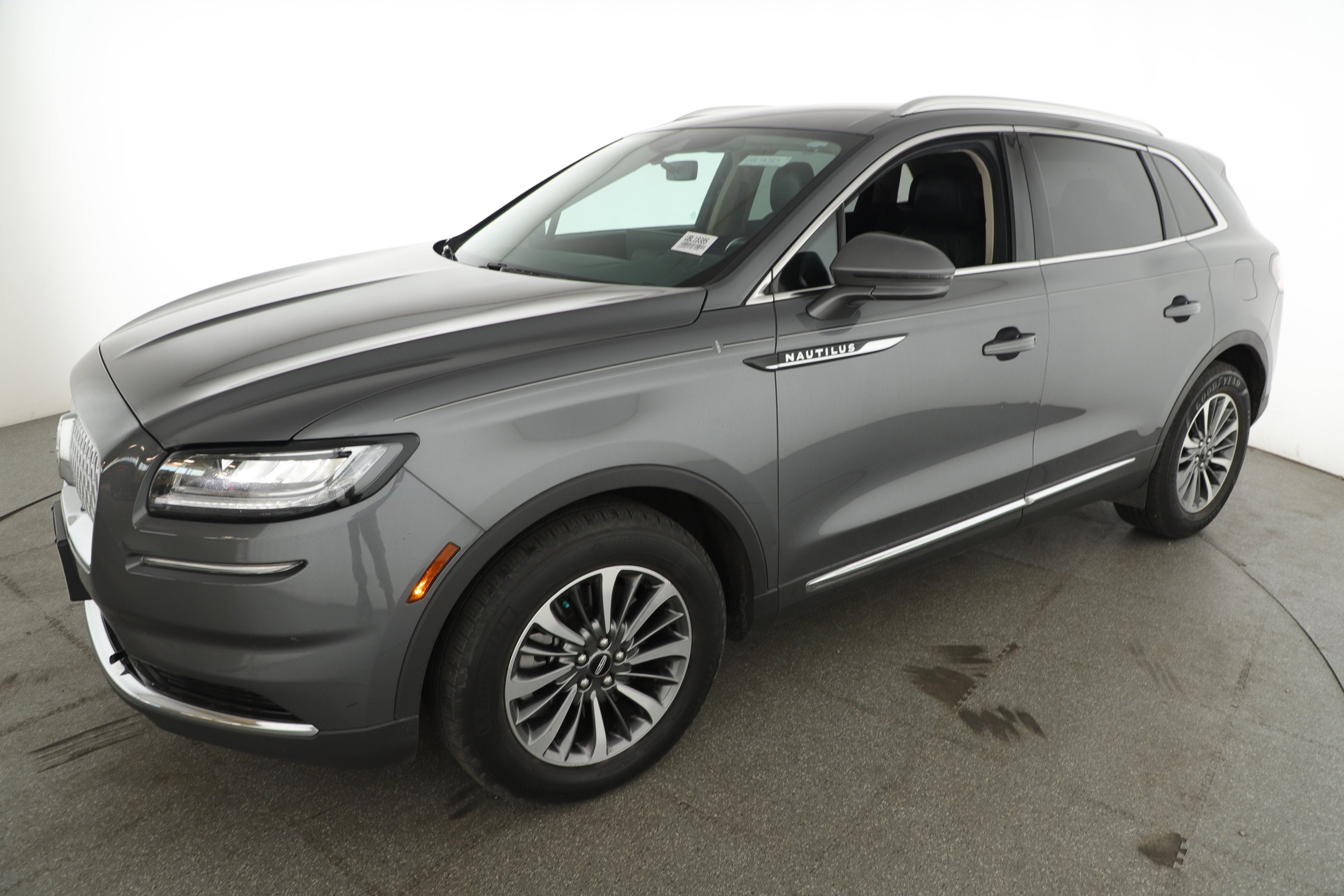 2021 Lincoln Nautilus Standard