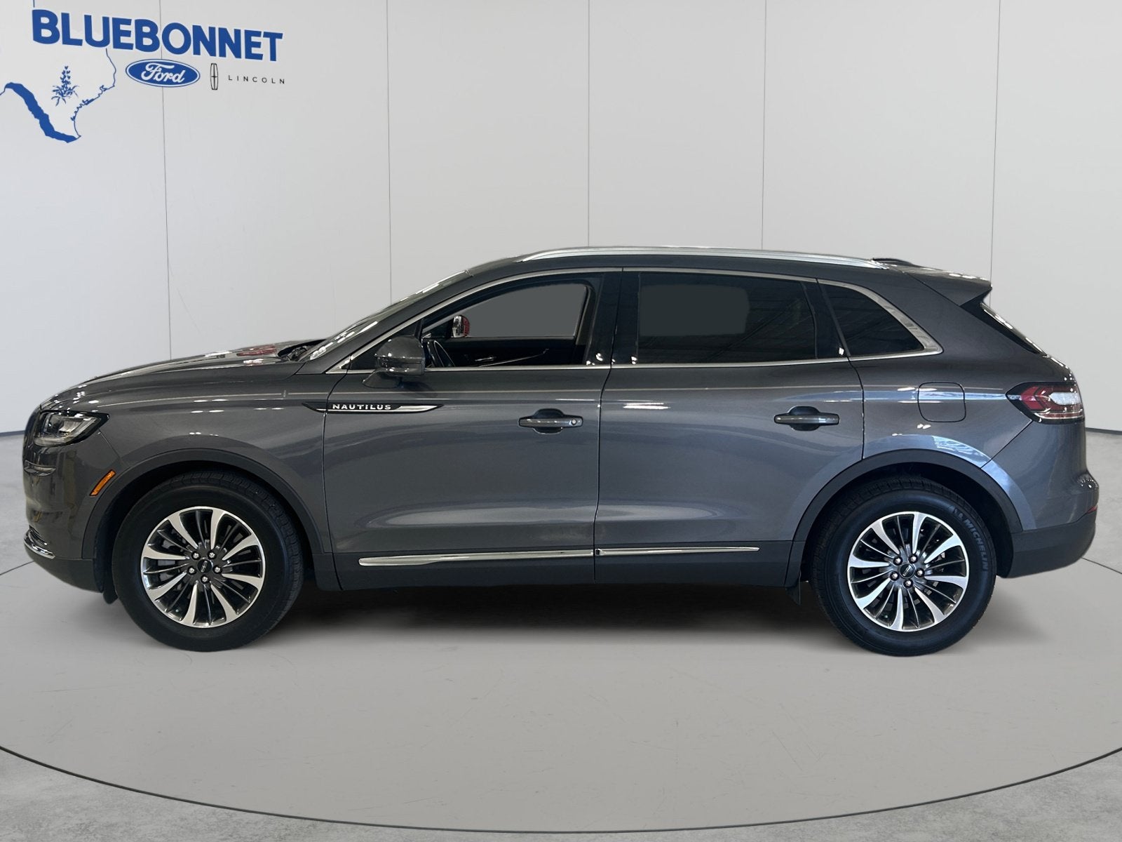 2021 Lincoln Nautilus Standard