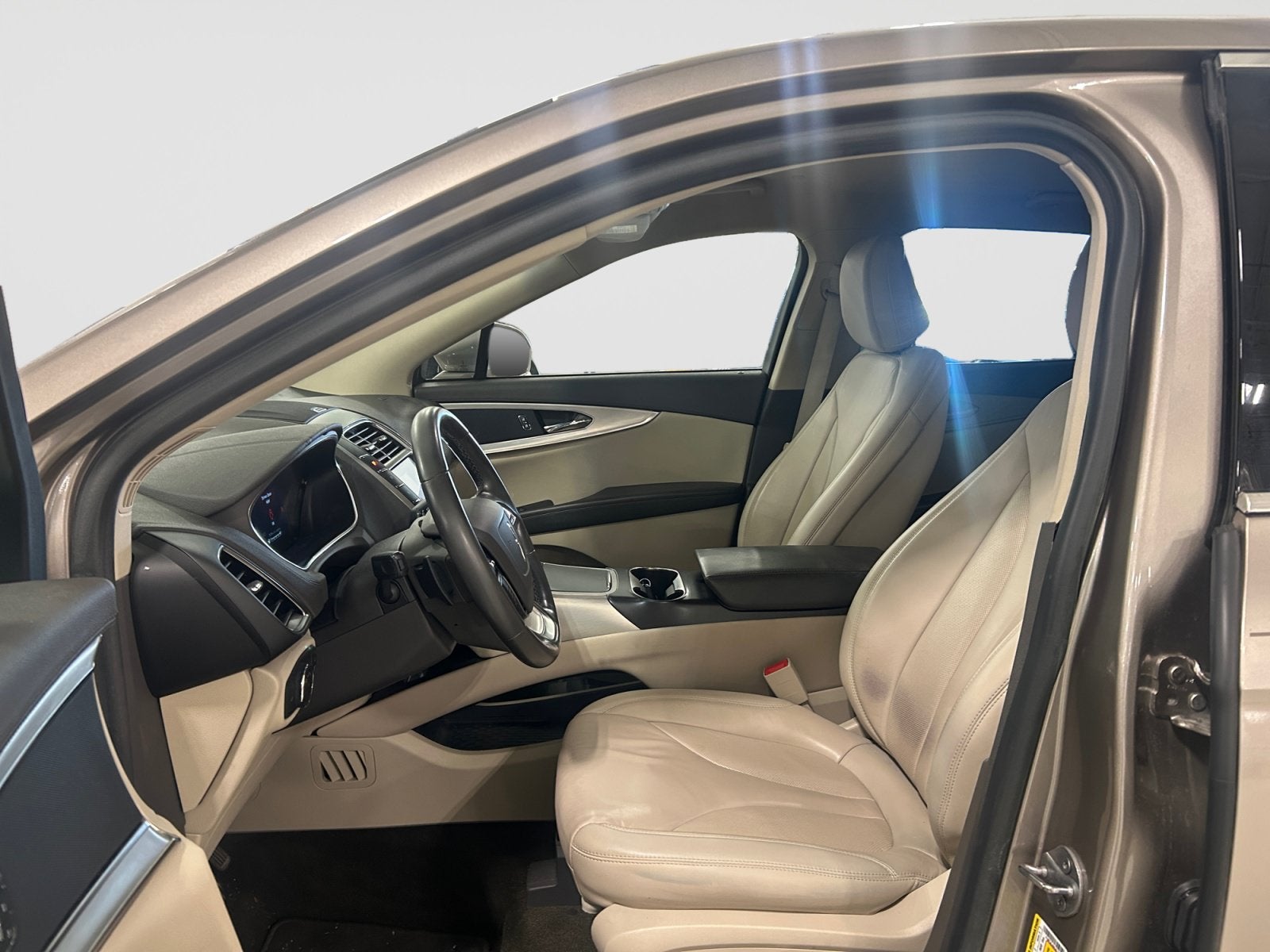 2020 Lincoln Nautilus Standard
