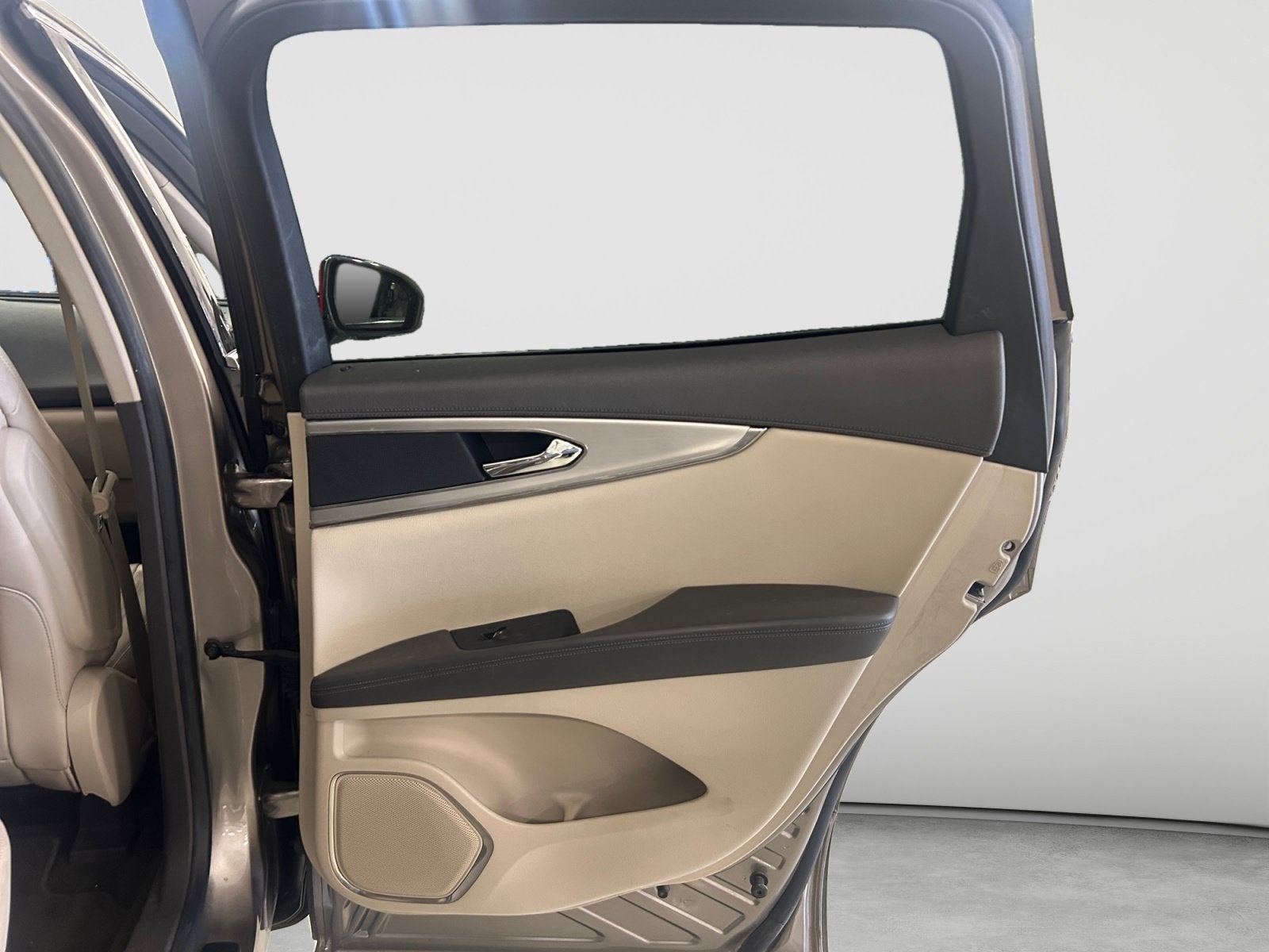 2020 Lincoln Nautilus Standard