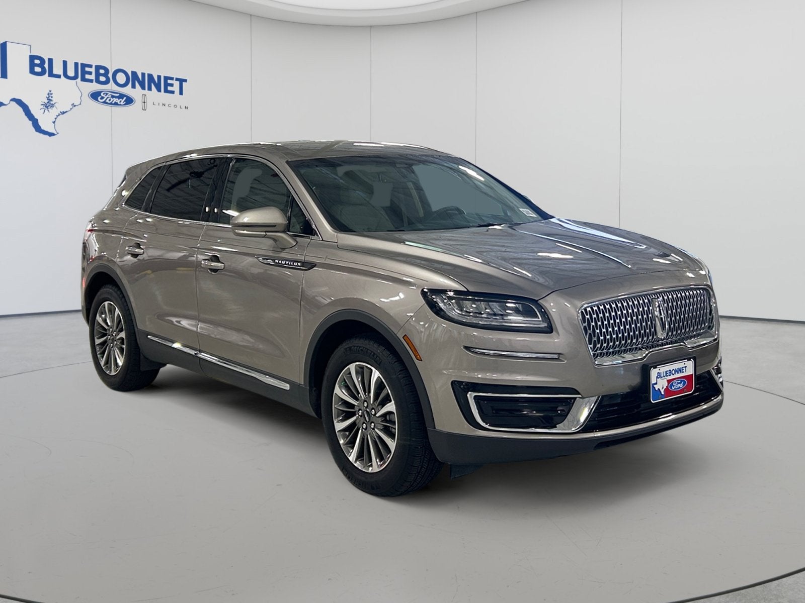 2020 Lincoln Nautilus Standard
