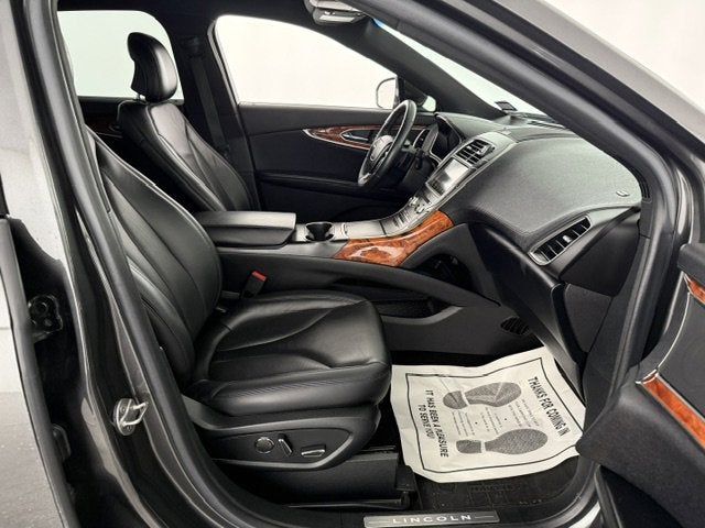2019 Lincoln Nautilus Select