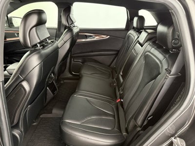 2019 Lincoln Nautilus Select