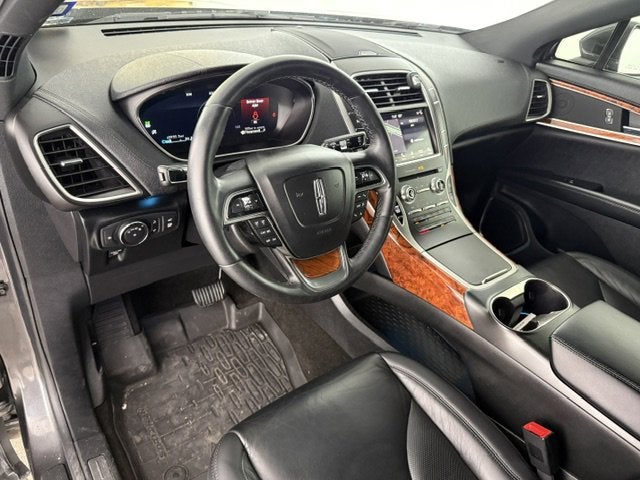 2019 Lincoln Nautilus Select