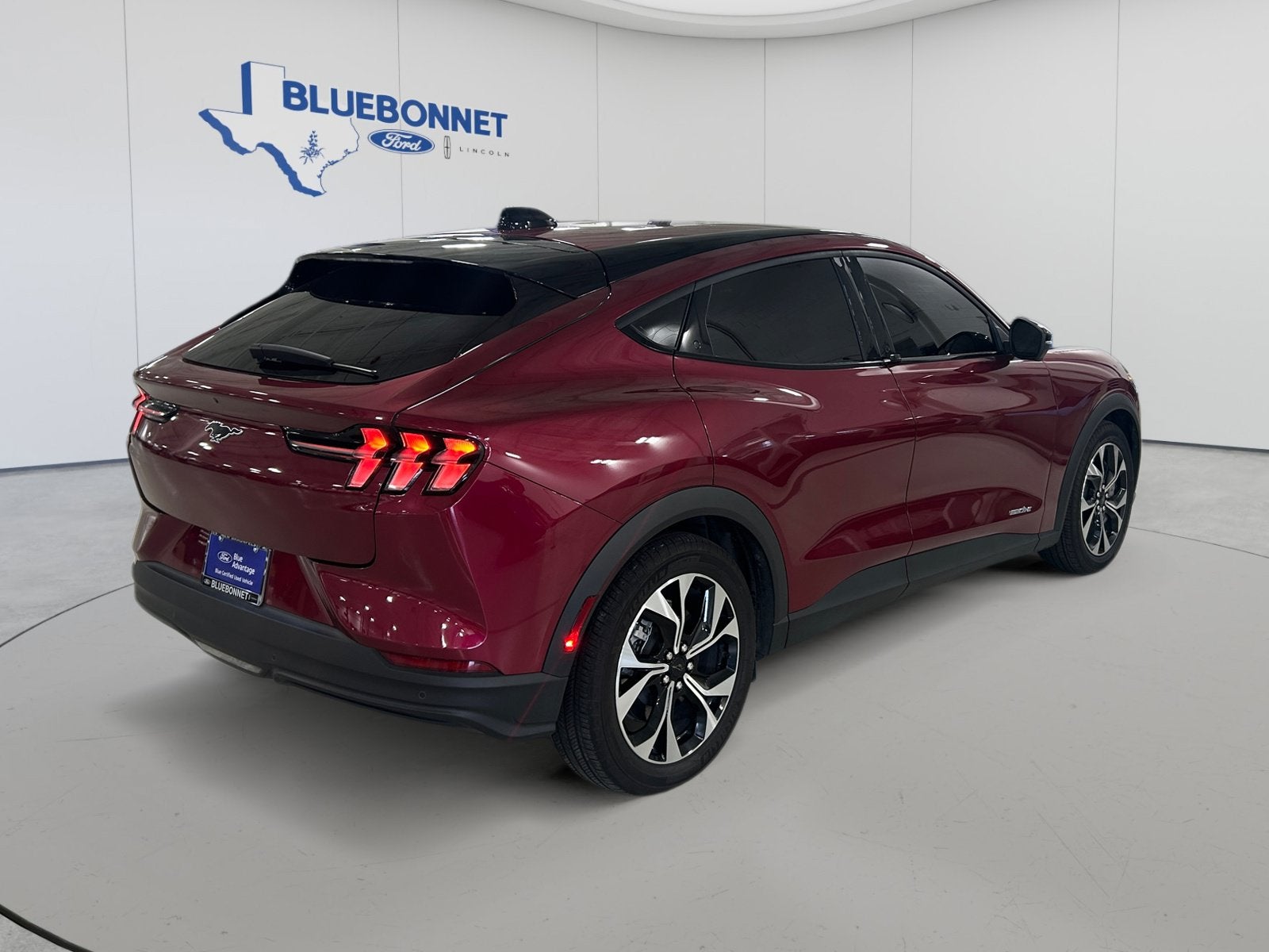 2025 Ford Mustang Mach-E Select