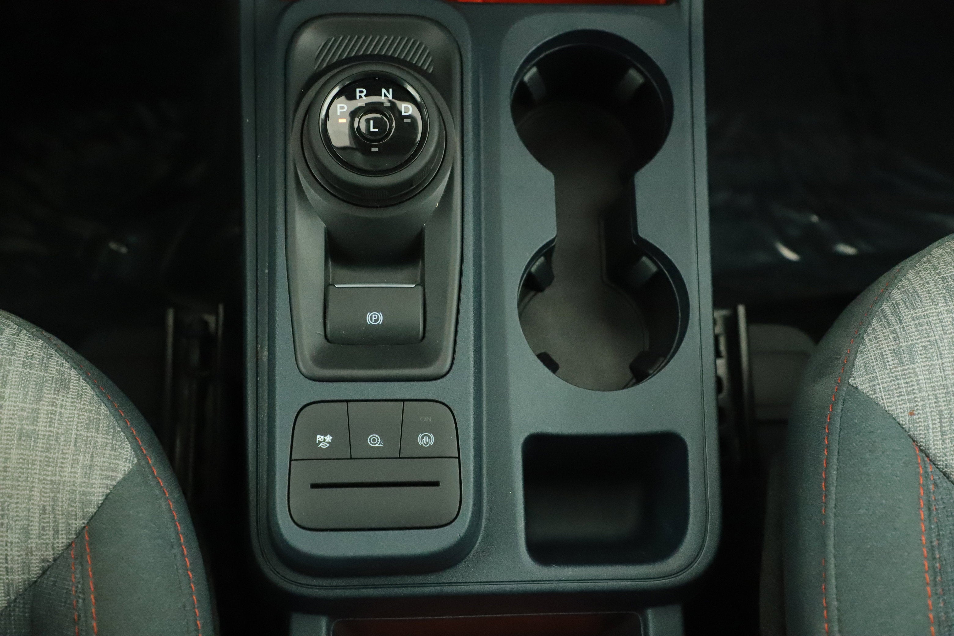 2023 Ford Maverick Base