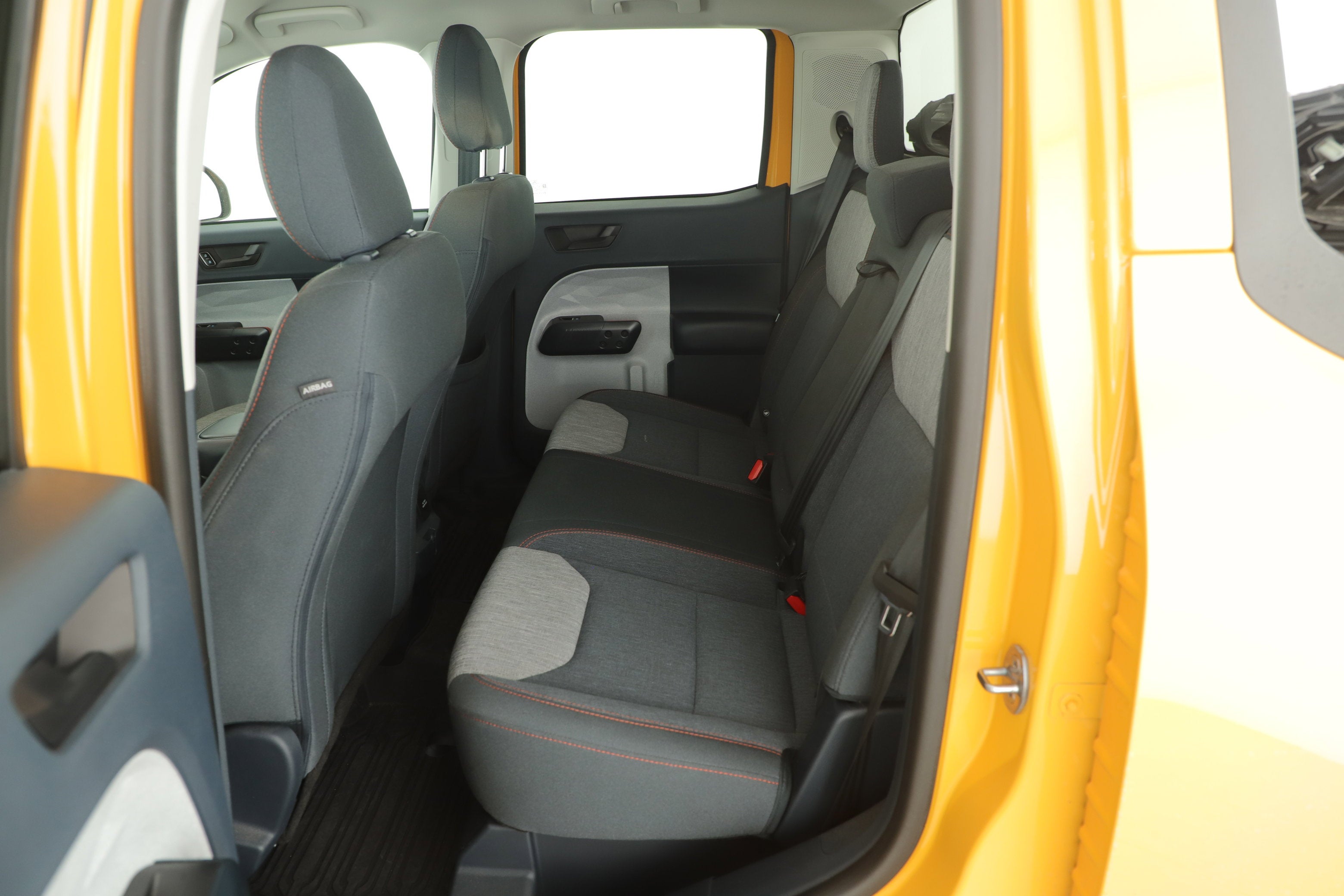 2023 Ford Maverick Base