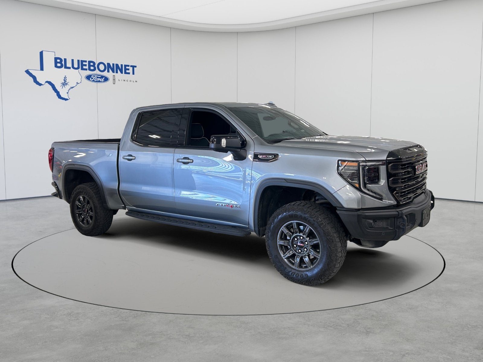 2025 GMC Sierra 1500 AT4X