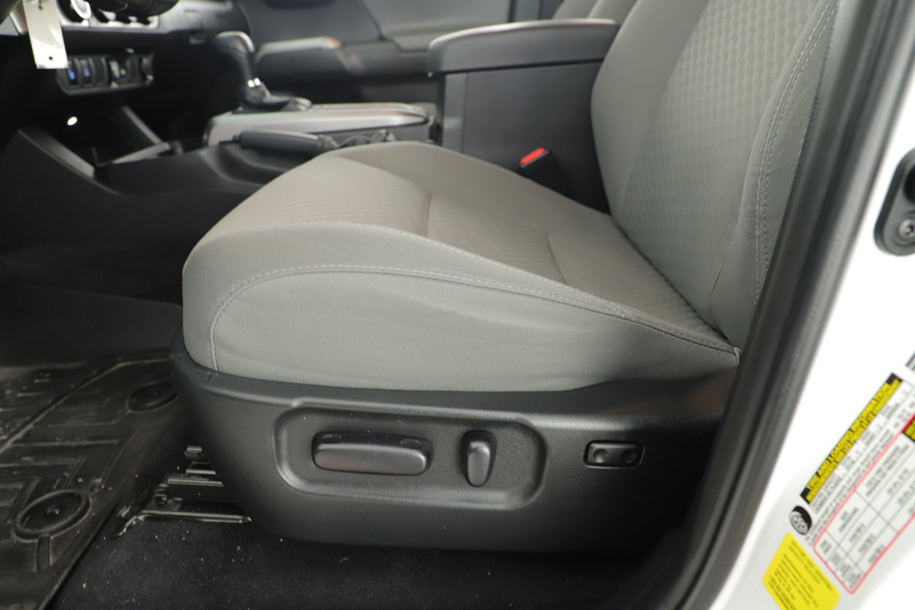 2022 Toyota Tacoma 4WD Base