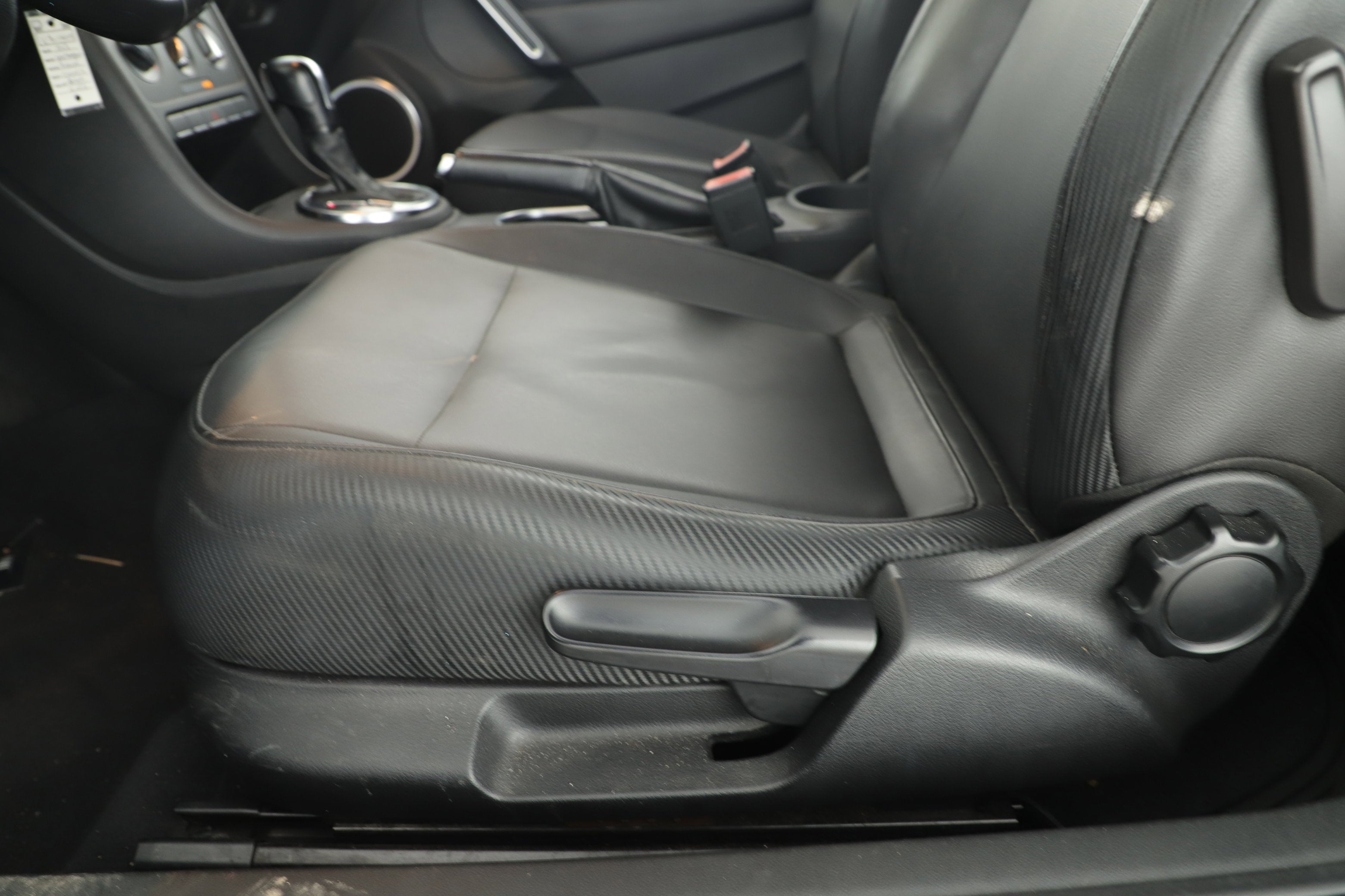 2013 Volkswagen Beetle Convertible Base