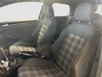 2015 Volkswagen Golf GTI Base