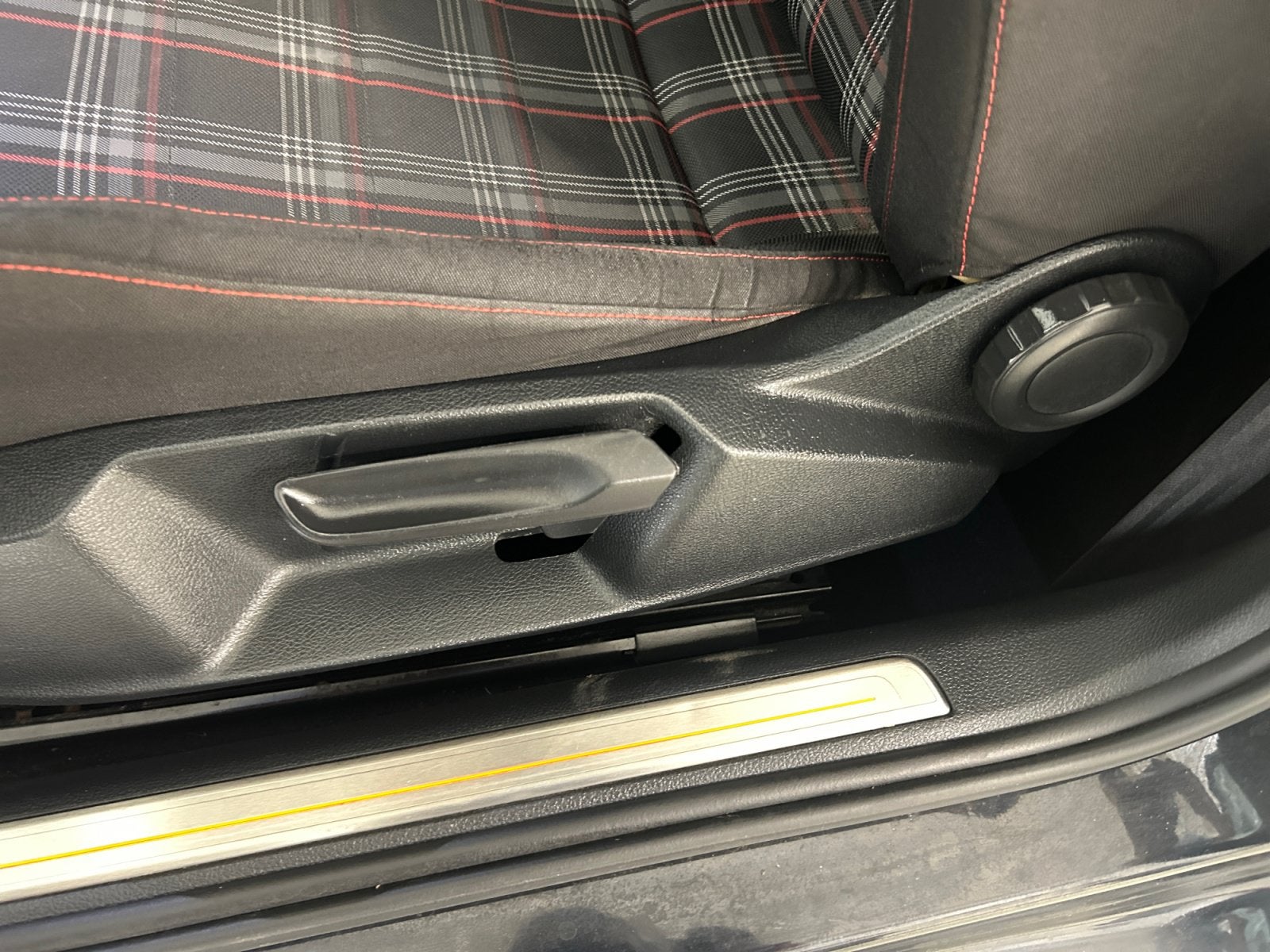 2015 Volkswagen Golf GTI Base
