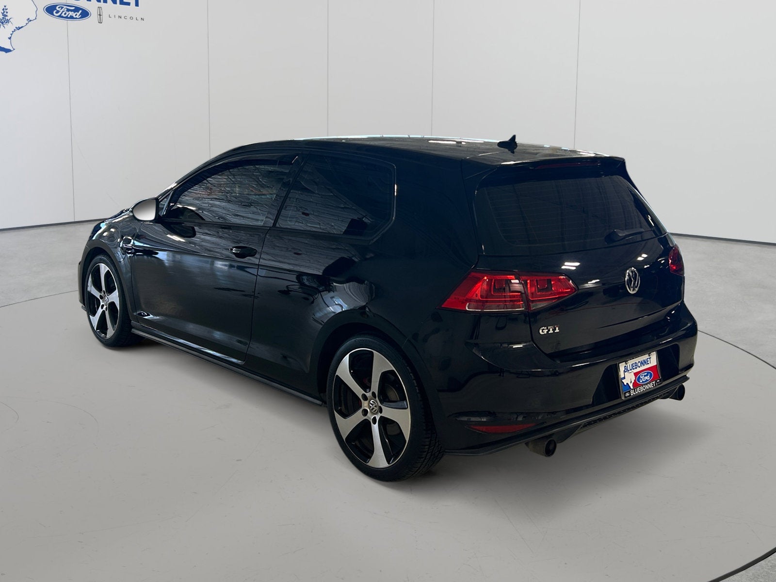2015 Volkswagen Golf GTI Base