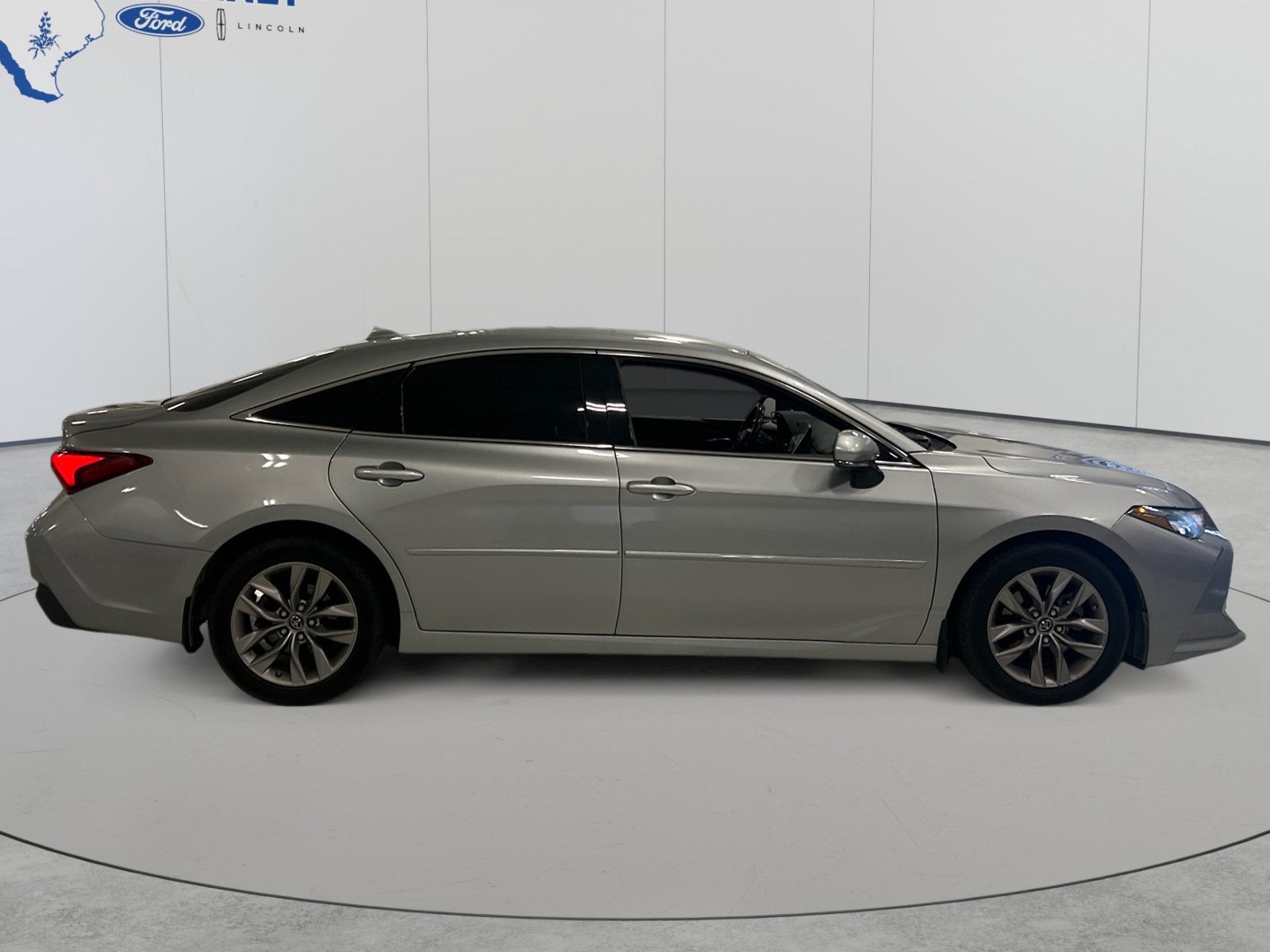 2019 Toyota Avalon XL