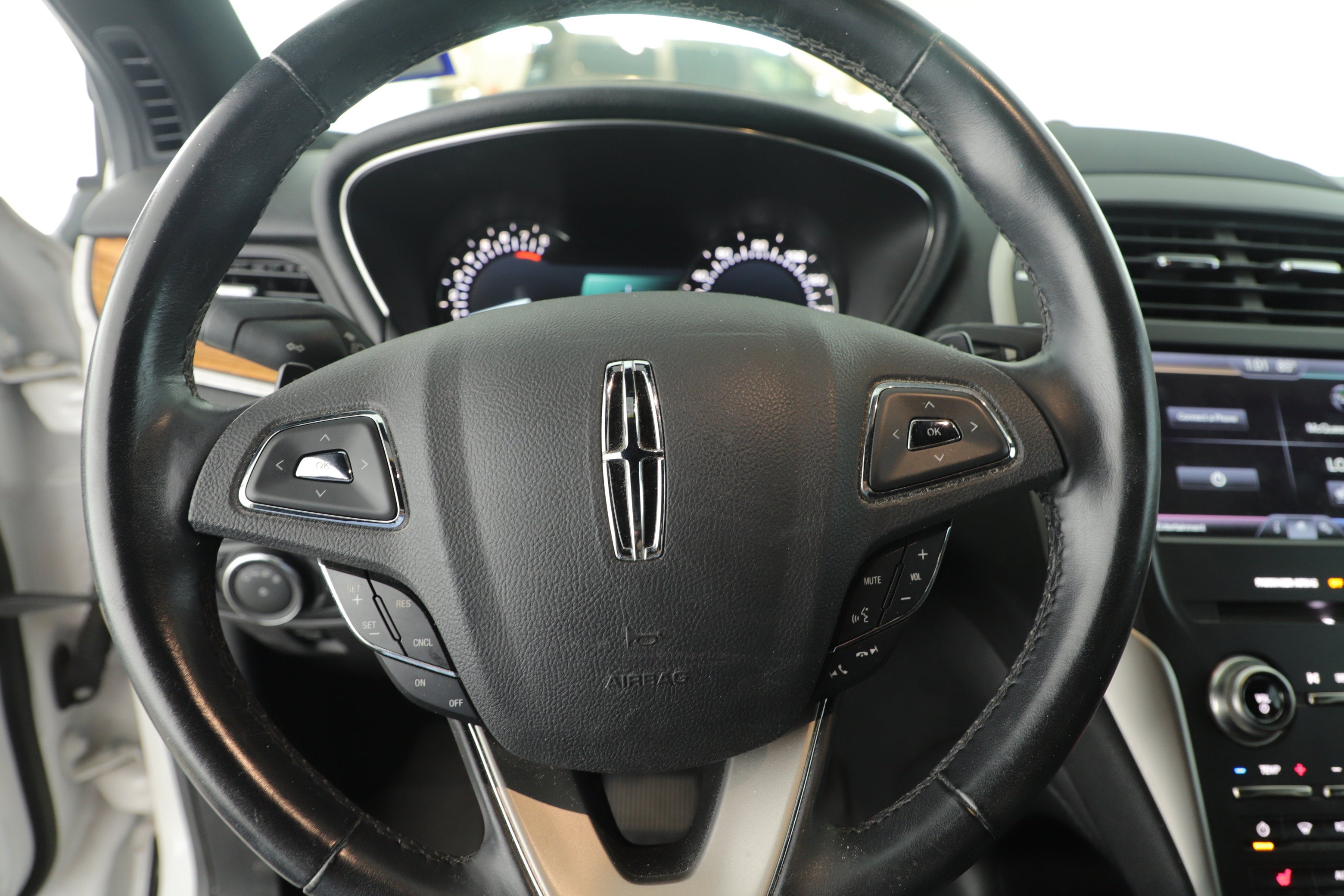 2015 Lincoln MKC Base