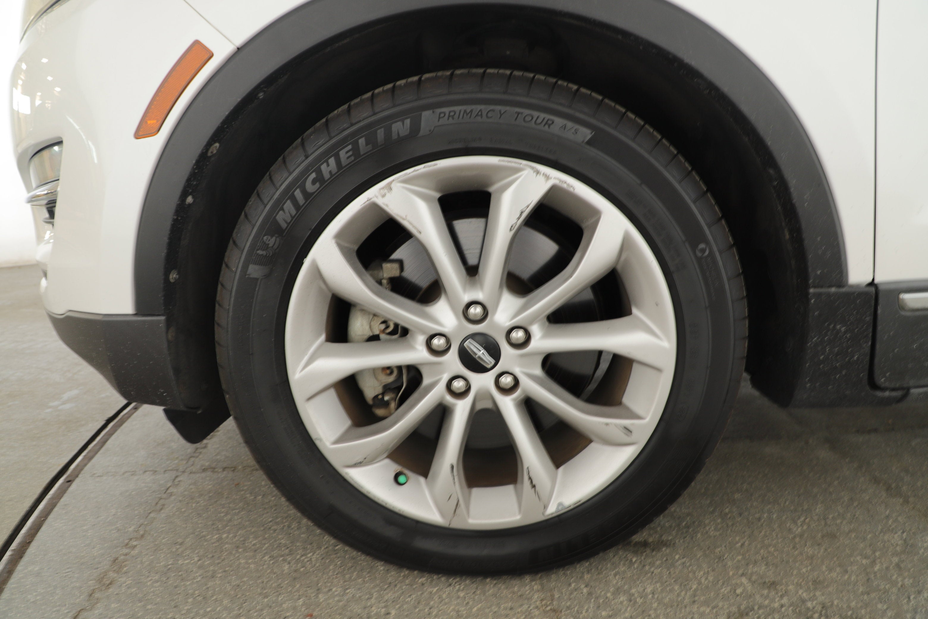 2015 Lincoln MKC Base