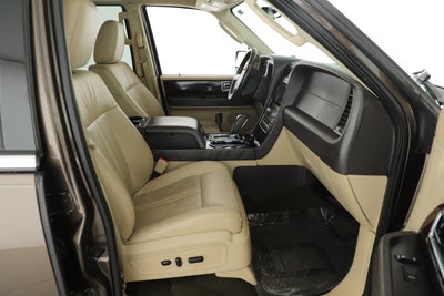 2015 Lincoln Navigator Base