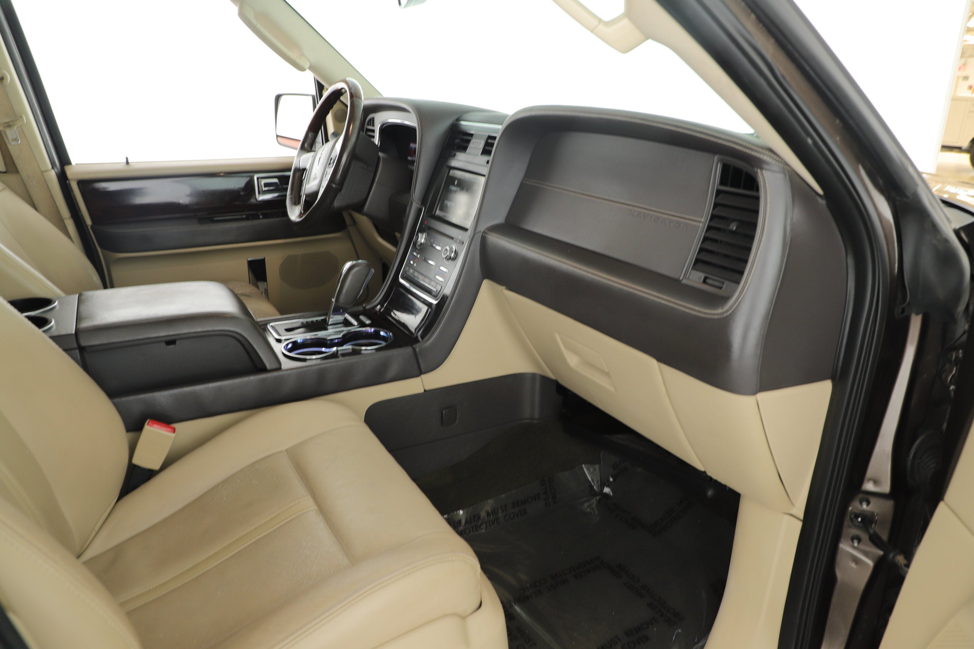 2015 Lincoln Navigator Base