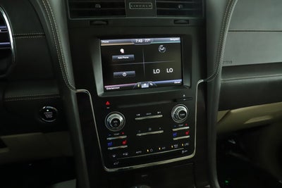 2015 Lincoln Navigator Base