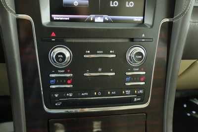 2015 Lincoln Navigator Base