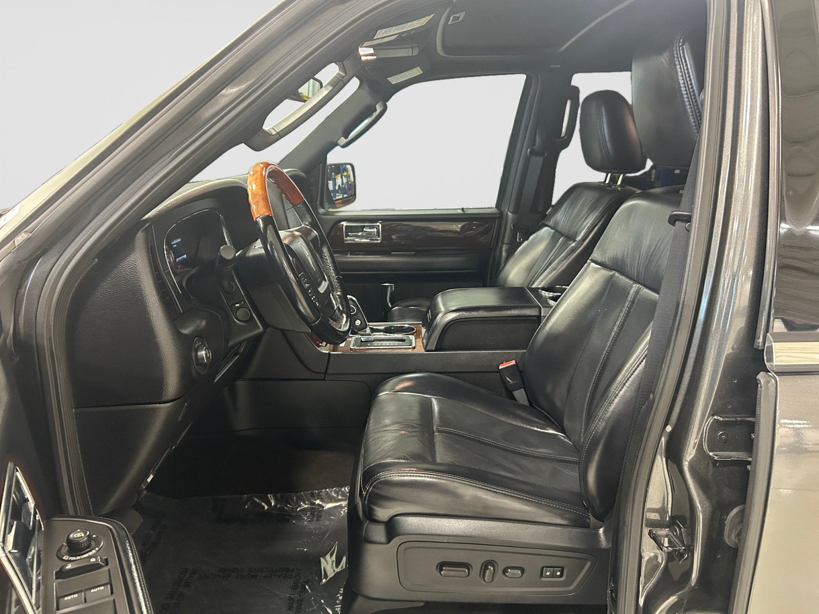 2017 Lincoln Navigator Select
