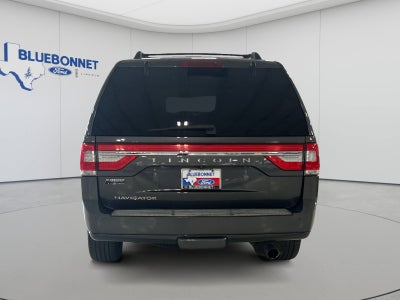 2017 Lincoln Navigator Select