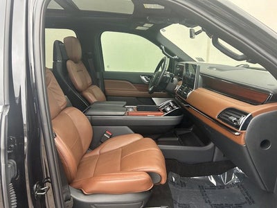 2023 Lincoln Navigator Reserve