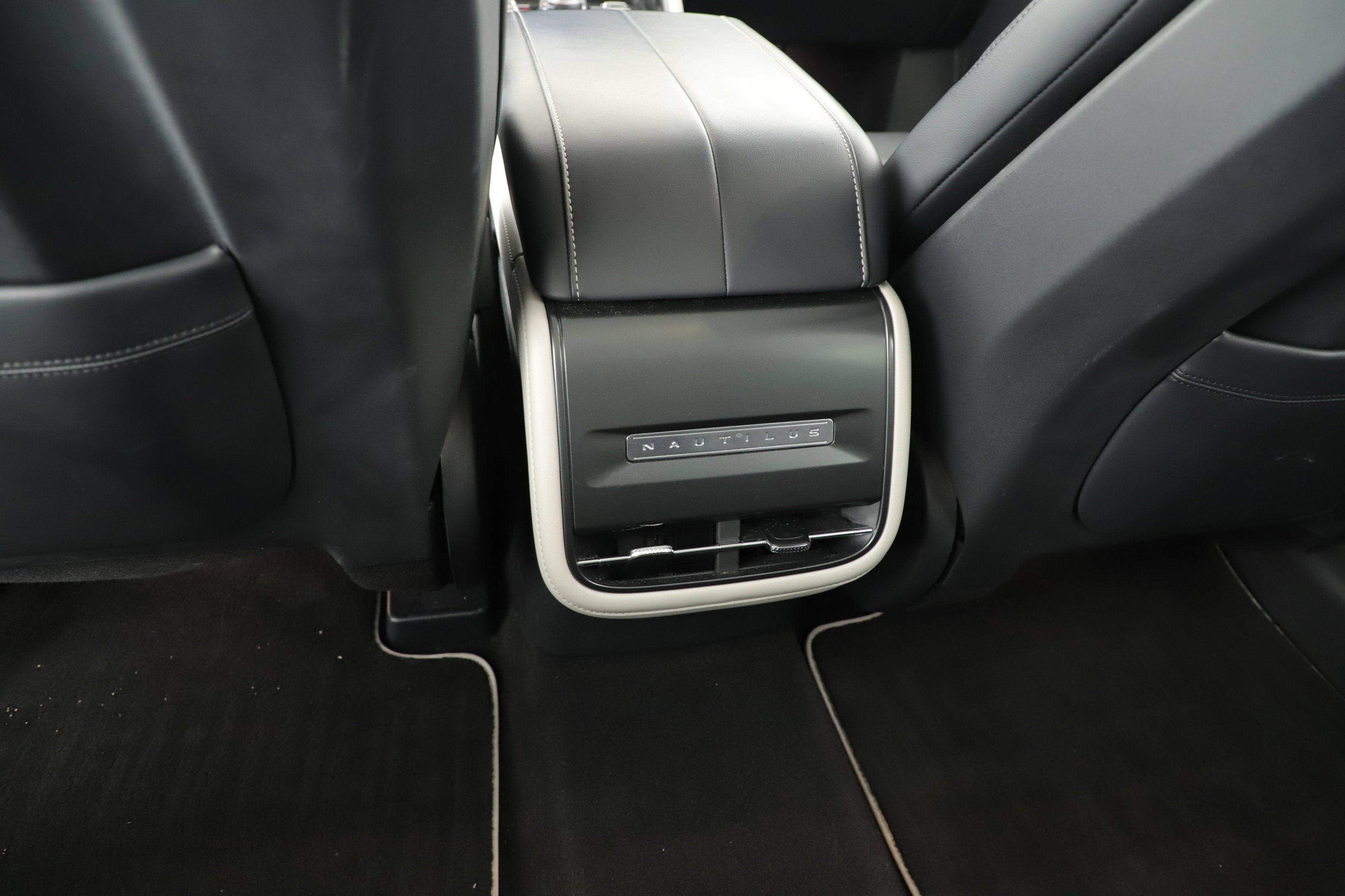 2024 Lincoln Nautilus Premiere