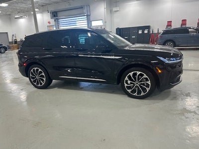 2024 Lincoln Nautilus Reserve