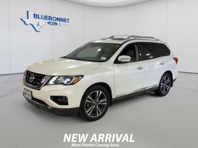 2017 Nissan Pathfinder Platinum