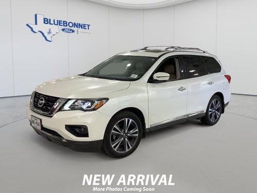 2017 Nissan Pathfinder Platinum