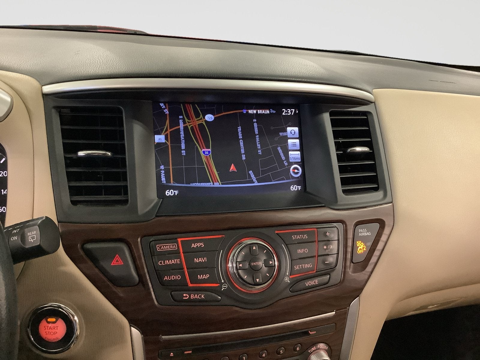 2017 Nissan Pathfinder Platinum