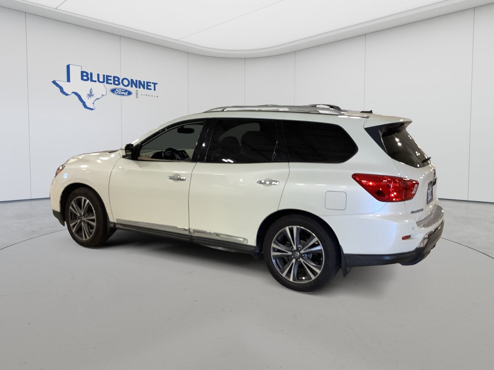 2017 Nissan Pathfinder Platinum