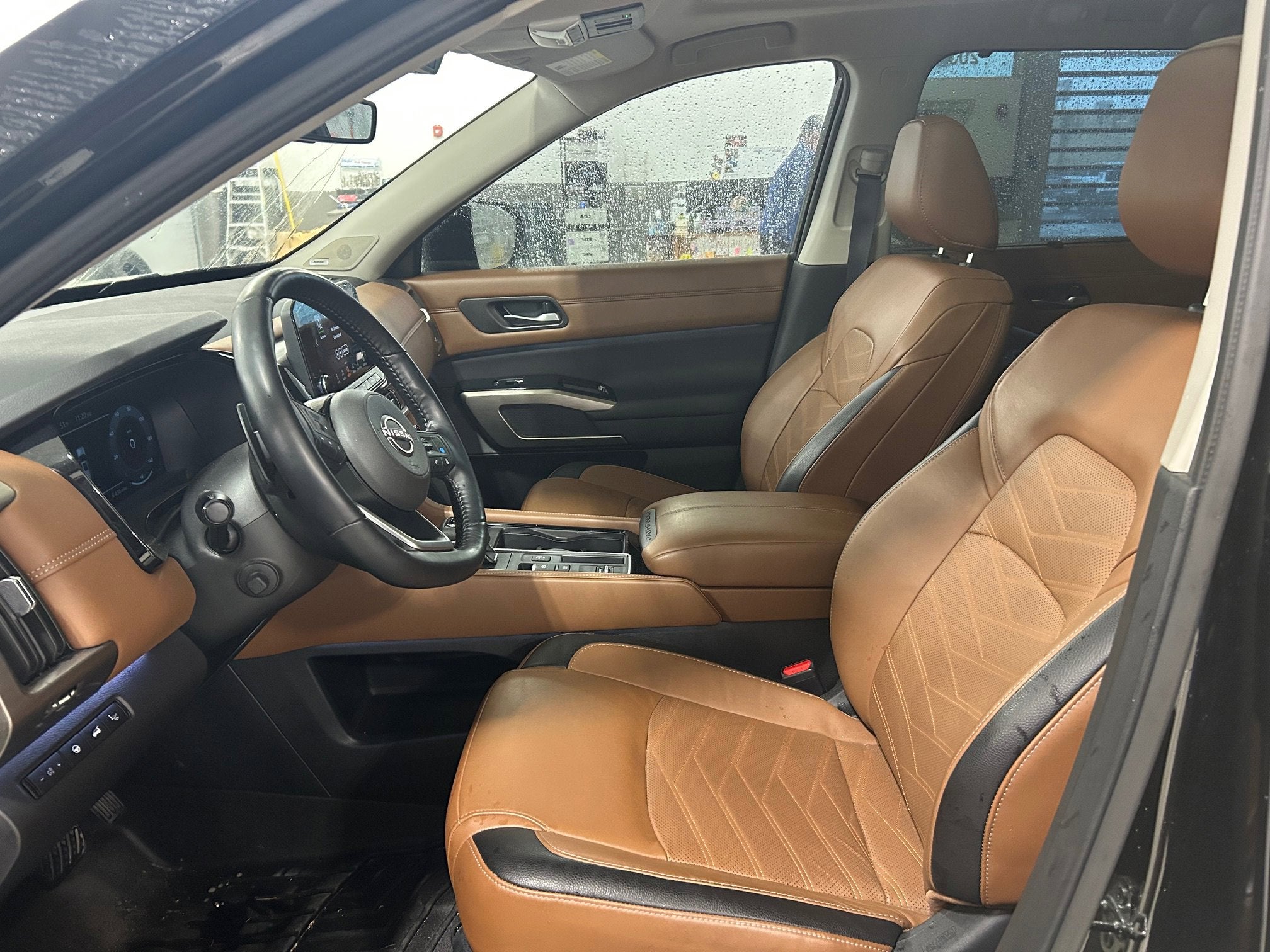 2024 Nissan Pathfinder Platinum