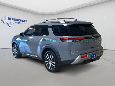 2022 Nissan Pathfinder Platinum